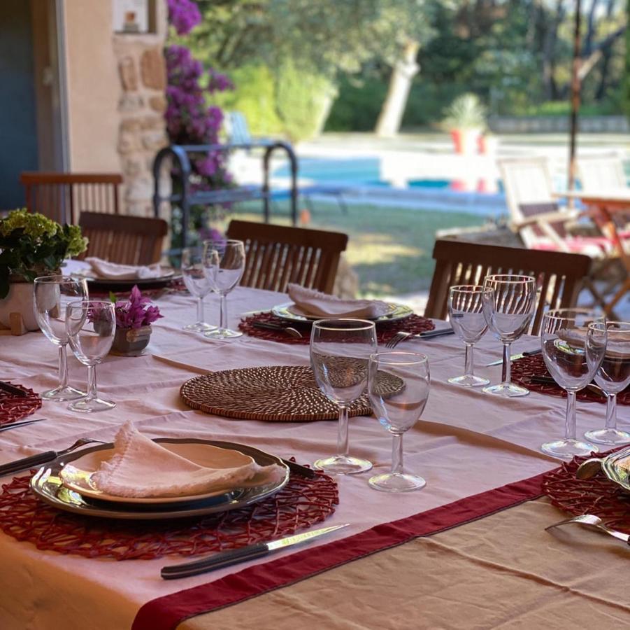 Bed and Breakfast Domaine Du Commandeur Mondragon Екстер'єр фото