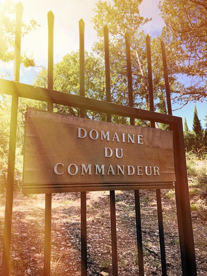 Bed and Breakfast Domaine Du Commandeur Mondragon Екстер'єр фото