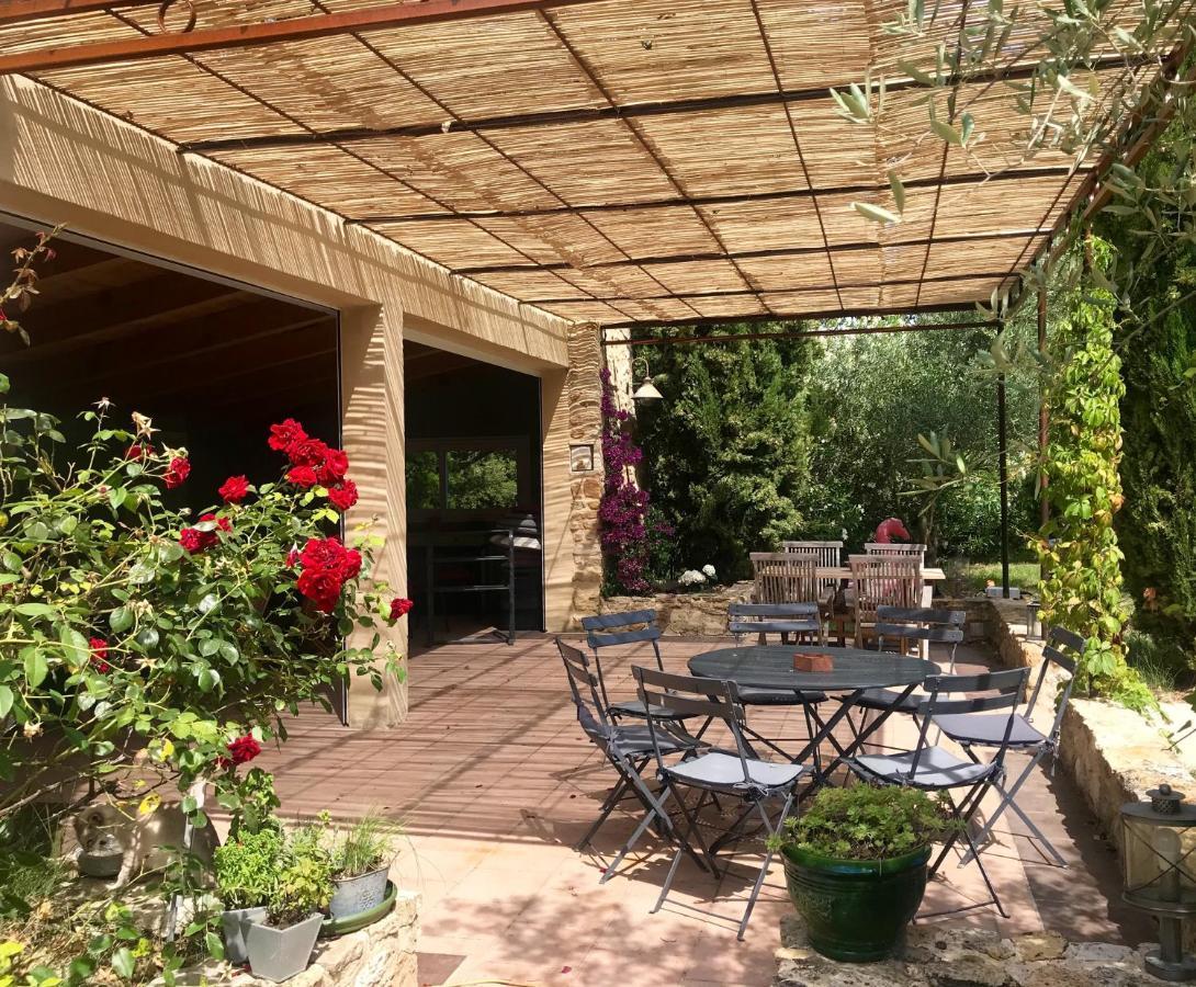 Bed and Breakfast Domaine Du Commandeur Mondragon Екстер'єр фото